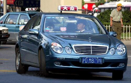 上海巡游出租汽車(chē)預(yù)約擬推新規(guī)：調(diào)度時(shí)不加價(jià)、不顯示目的地